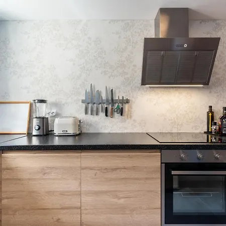 Апартаменти Penthouse Amatista - Sea Views & Sun Terrace In *